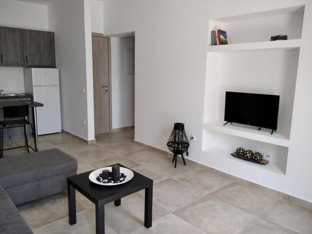 Armonia - Brand New In Village